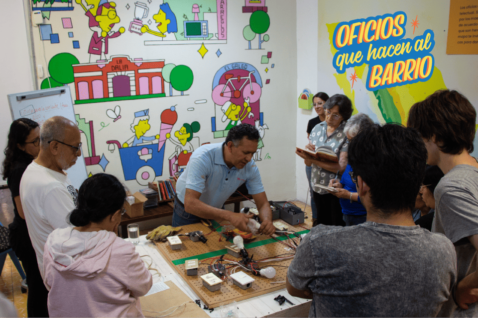 Oficios que hacen al barrio. Campaña de fondeo colectivo