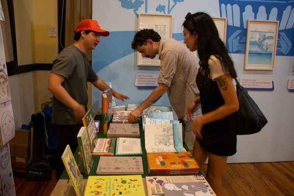 Un libro que se construye en colectivo: infancias, territorio y comunidad en "Aquí es una casa" - Imagen 2